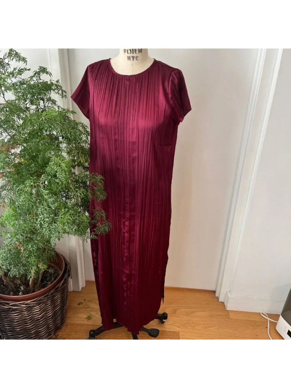 MADEWELL‎ Short-Sleeve Slip Midi Dress in Burgundy Size Medium